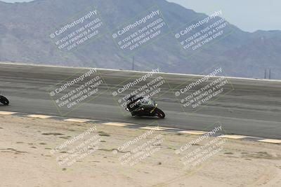 media/Nov-15-2025-Race Pace (Sat) [[8de605a2d8]]/Non Verified Riders (1st 20 Minutes)/Bowl (1015am)/